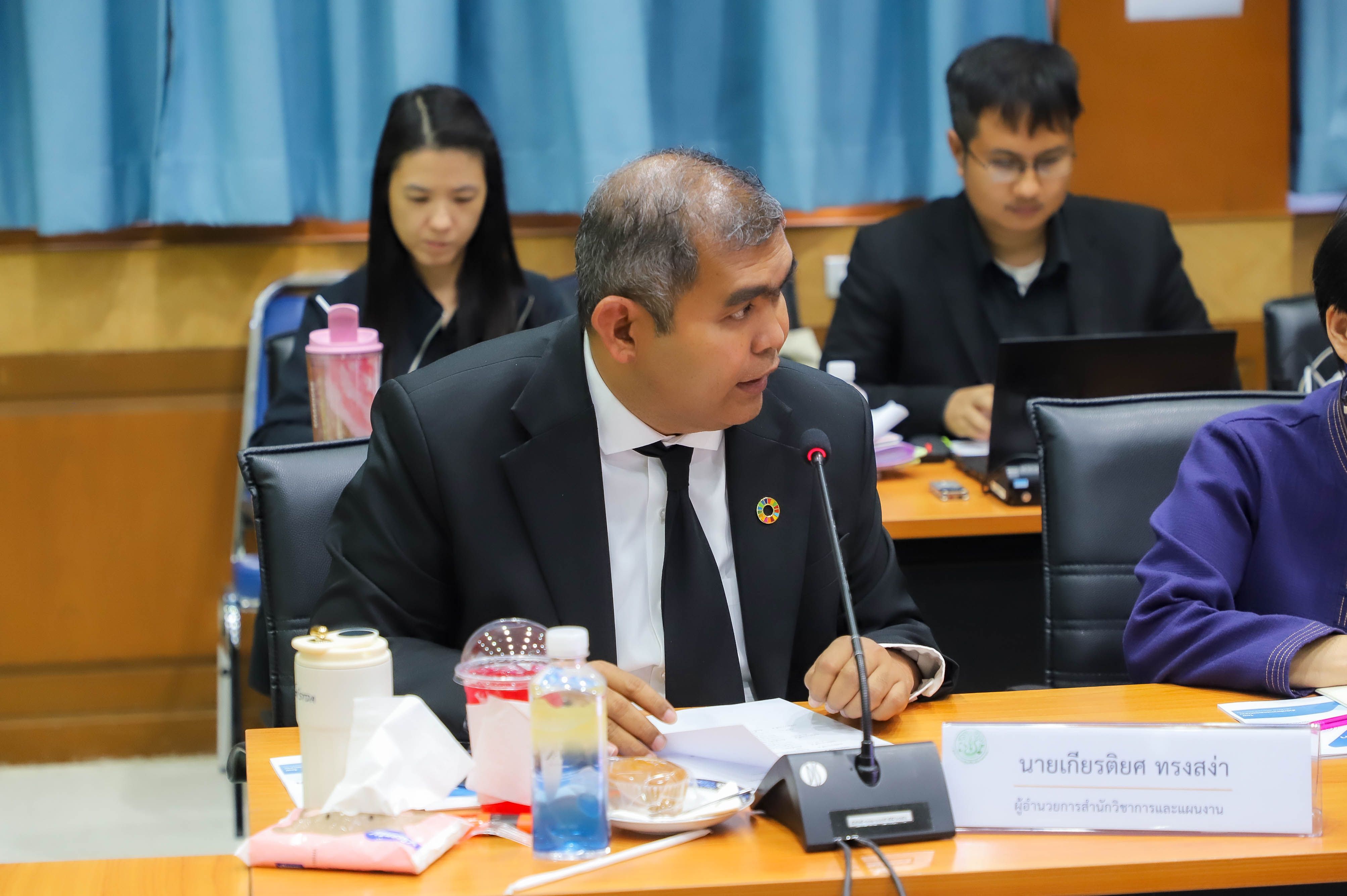 title - ส.ป.ก. ประชุมการซักซ้อมความเข้าใจงานจ้างเหมาบริการบุคคลธรรมดาตามพระราชบัญญัติการจัดซื้อจัดจ้าง และการบริหารพัสดุภาครัฐ พ.ศ. 2560